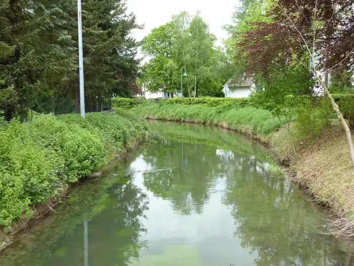 Karlsdorf-Neuthard, Ausschnitt